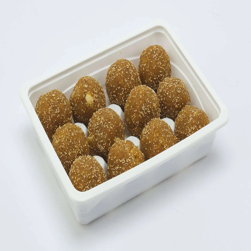 Churma Ladoo in Jaggery | गुड़ में चूरमा लड्डू | Traditional indian ladoo